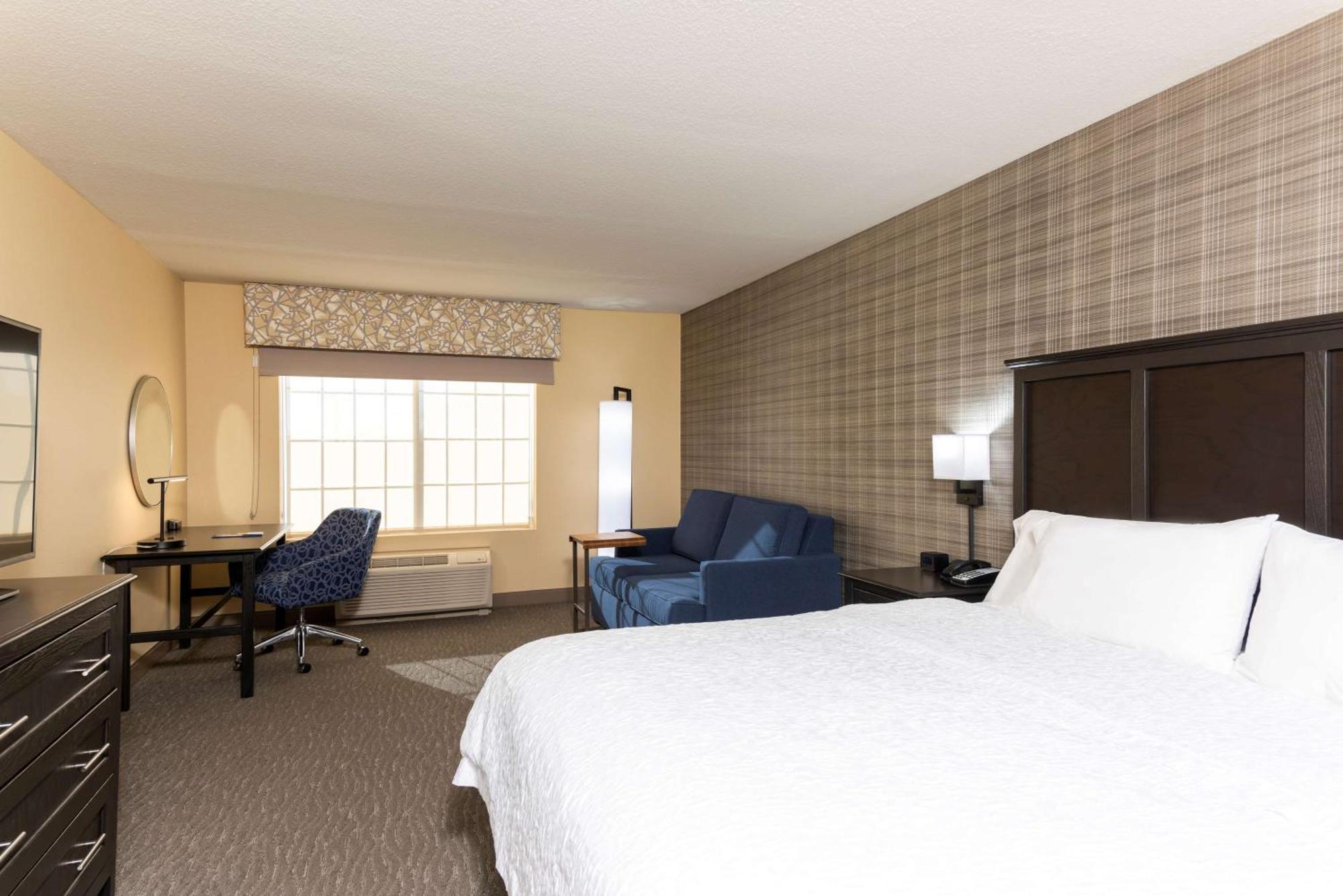 Hampton Inn Голланд Екстер'єр фото
