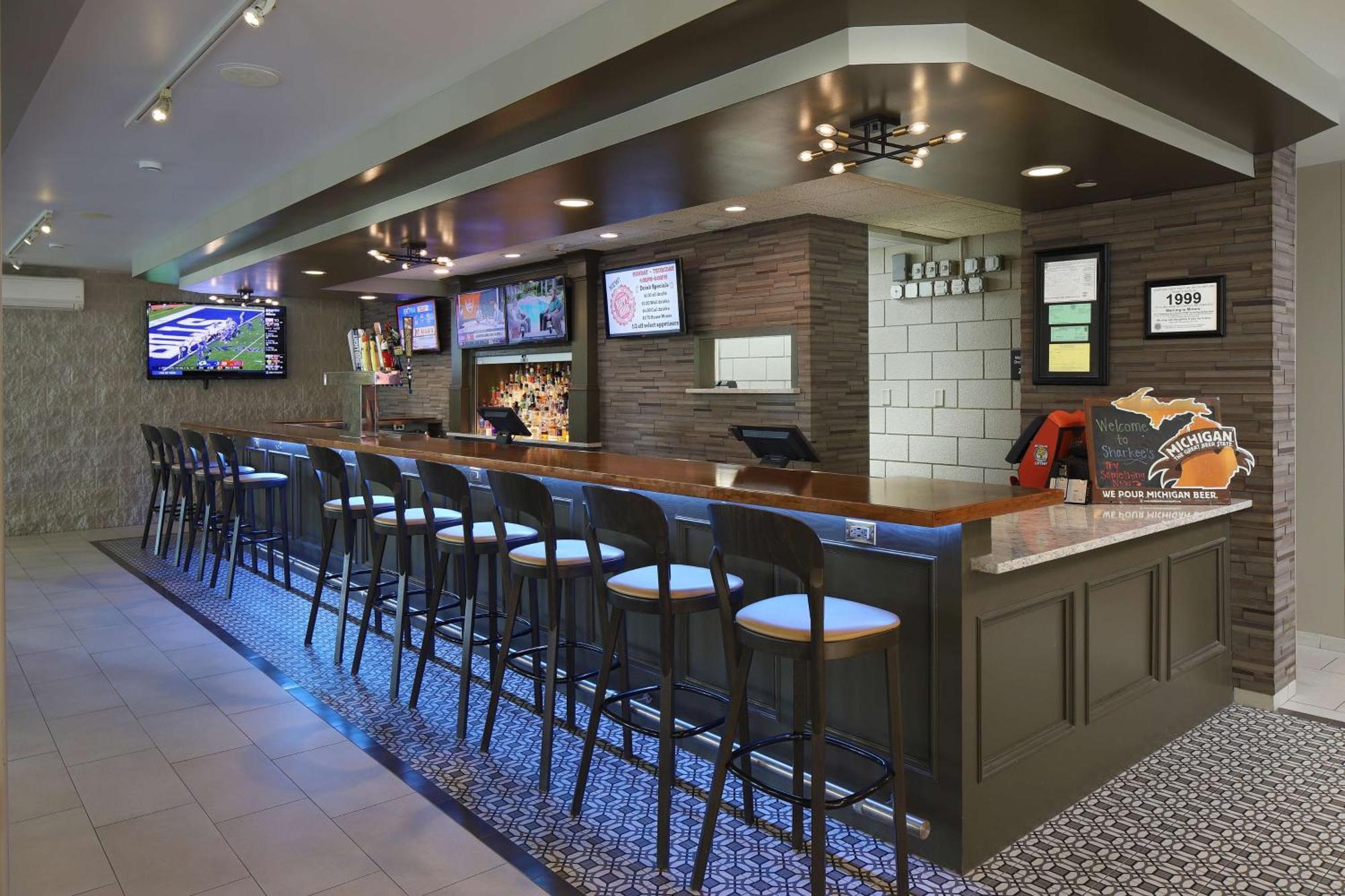 Hampton Inn Голланд Екстер'єр фото
