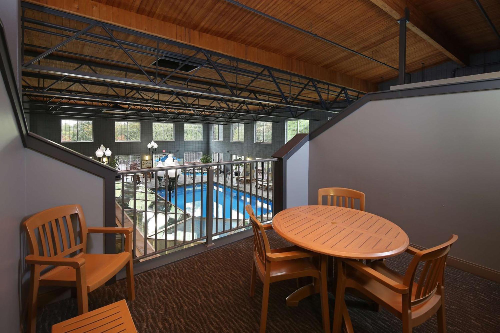 Hampton Inn Голланд Екстер'єр фото
