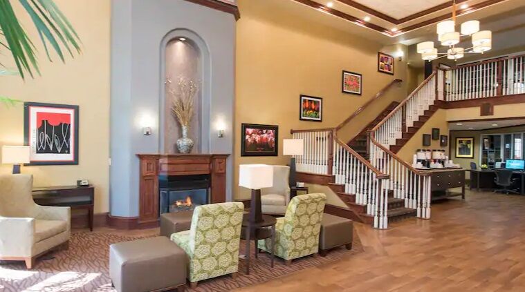 Hampton Inn Голланд Екстер'єр фото